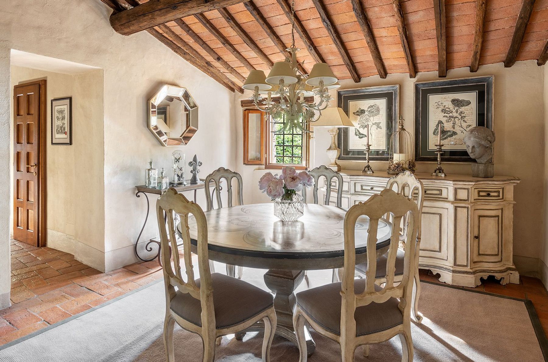 Amarika villa photo.